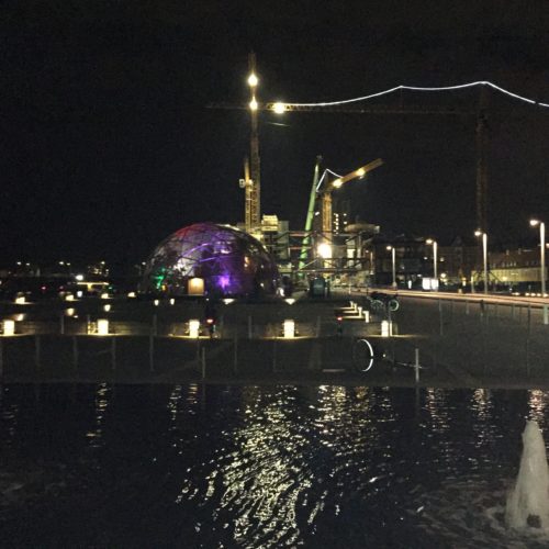 88F428C8-7BF8-411D-AFB9-13E61BEC5E3D